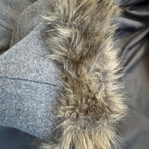 J.Crew Jacket With Faux Fur Hood Size 6 - Picture 11 of 11